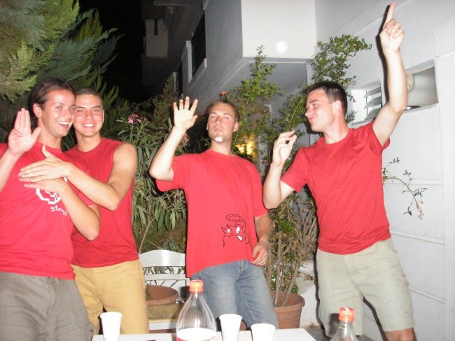 Kreta 06-Red love party - foto povečava