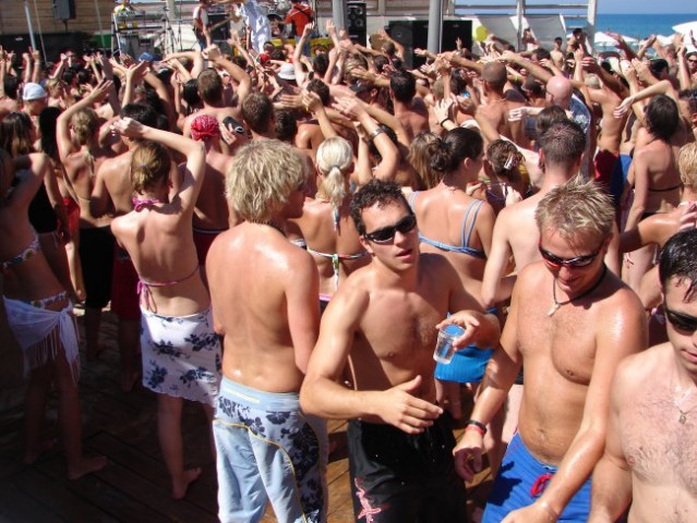 Kreta 06-Beach party - foto