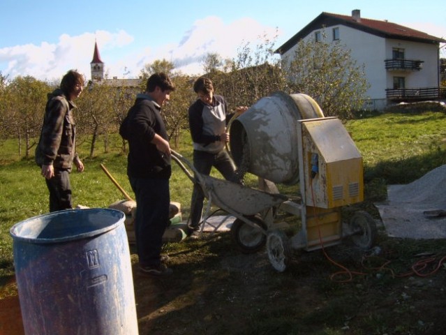 Zalivanje plošče - foto