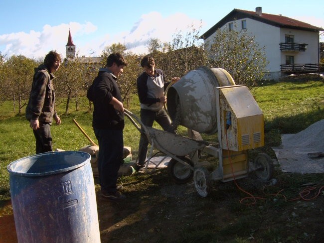 Zalivanje plošče - foto povečava