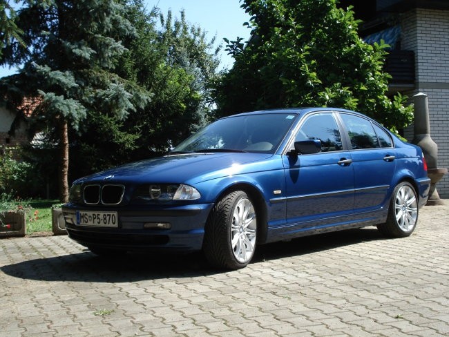 BMW E46 320d limuzina - foto povečava