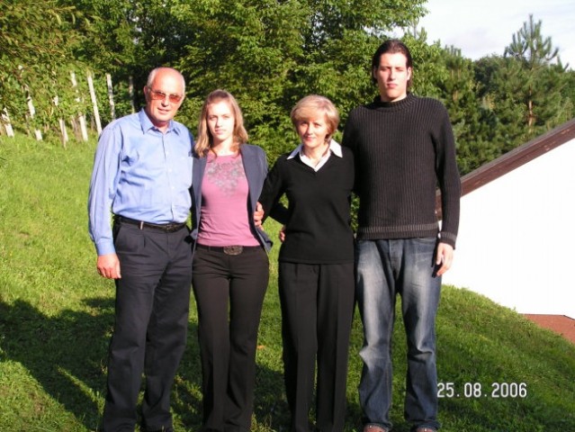 Babiči drugič: Zlatko, Eva, Darinka in Tibor