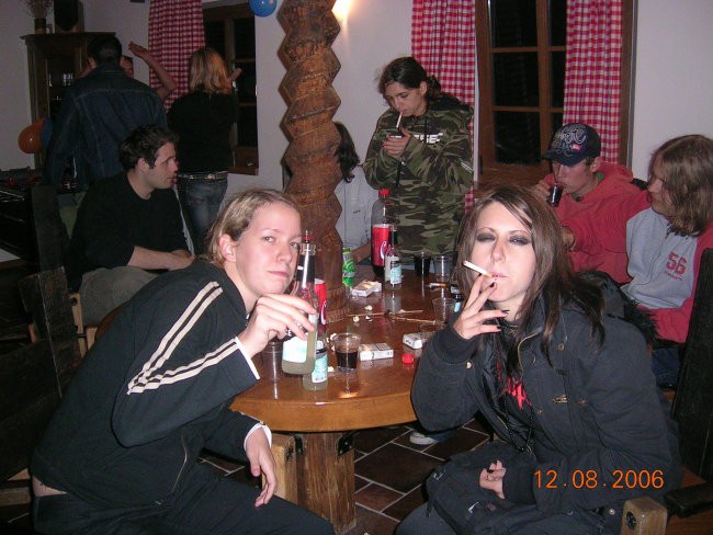 Moj, Tamarin In Evin B-Day - foto povečava
