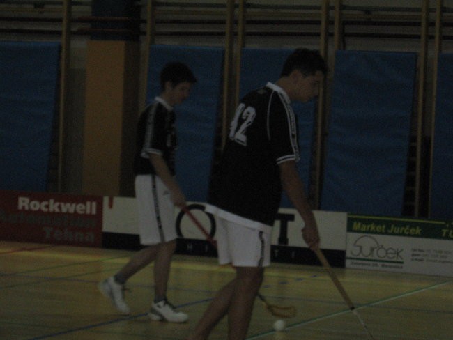 1 tekma: FBC Thunder U19 - ŠDMH U19  (Borovni - foto povečava