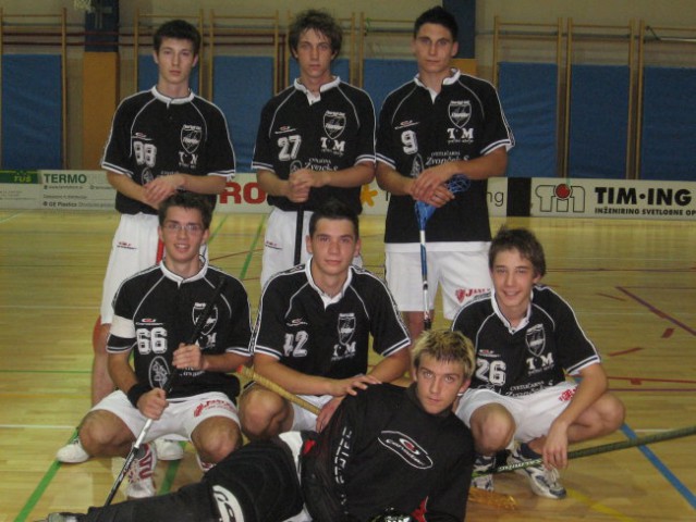 1 tekma: FBC Thunder U19 - ŠDMH U19  (Borovni - foto