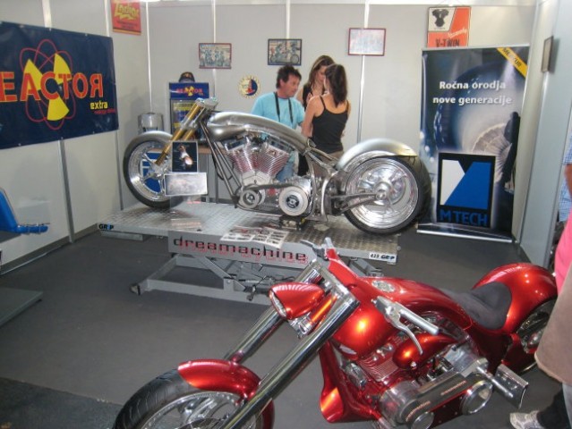 Avto motor show Ljubljana 9.9.07 - foto