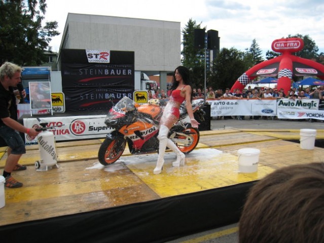 Avto motor show Ljubljana 9.9.07 - foto