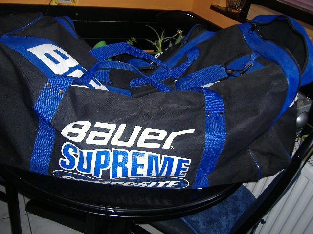 Hokejska torba
bauer supreme
