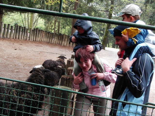 Leon s prijateljem Luko v ZOO - foto