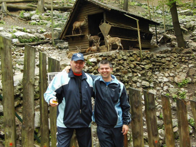 Leon s prijateljem Luko v ZOO - foto povečava