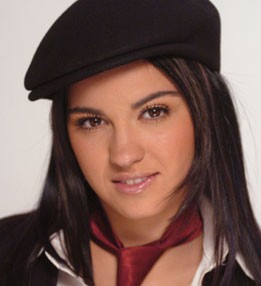 Mayte Perroni - foto povečava