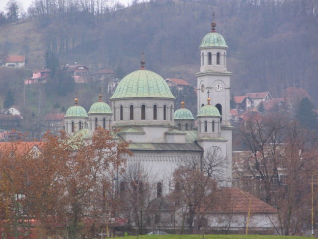 PeF gre v Tuzlo - foto