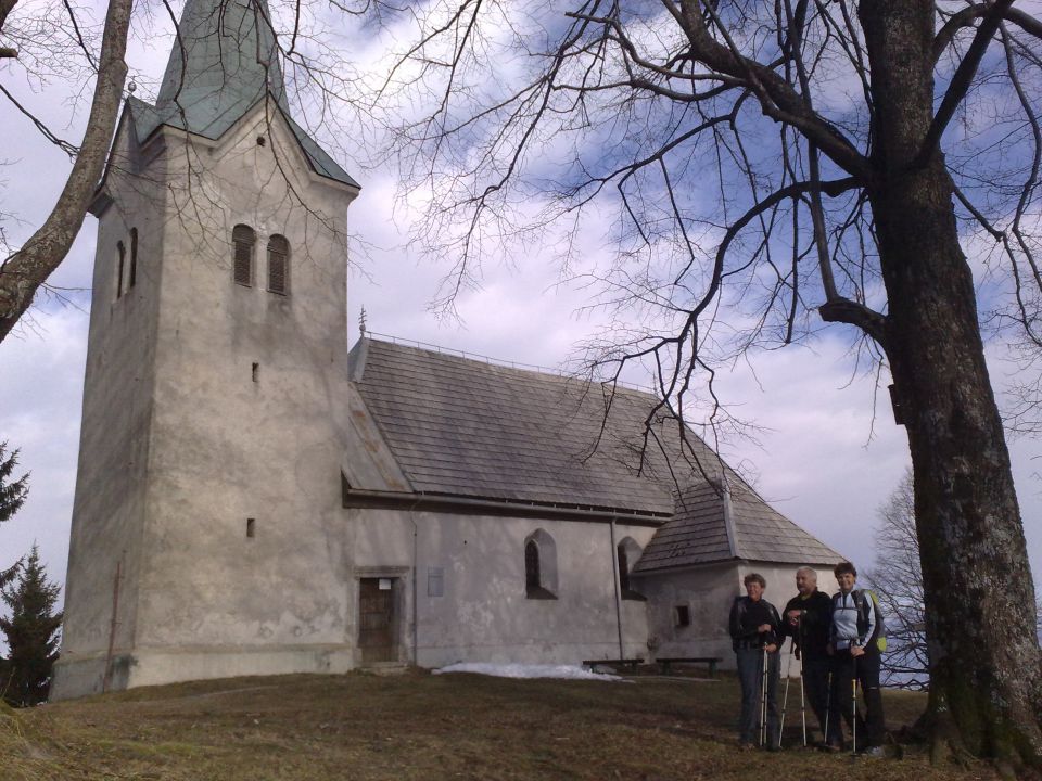 Osolnik 857m s cerkvijo sv. Mohorja