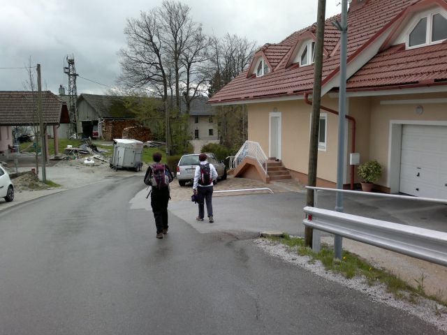 Jošt nad Kranjem 21.04.2012 - foto