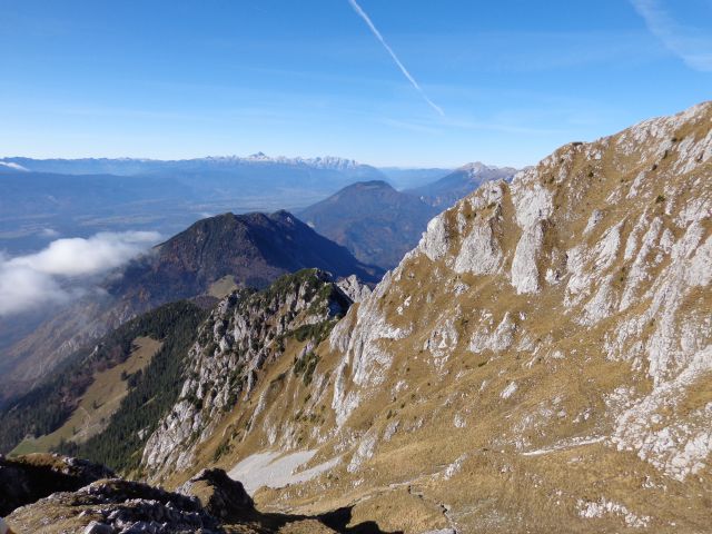 Storžič čez pašnike, 26.10.2013 - foto