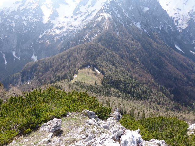 Goli vrh nad Jezerskim, 01.05.2014 - foto