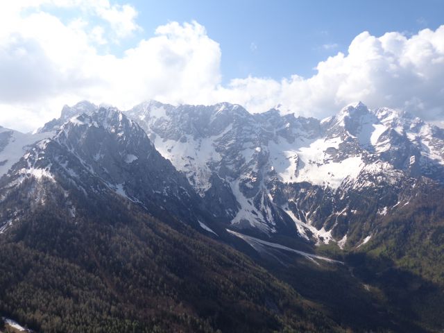 Goli vrh nad Jezerskim, 01.05.2014 - foto