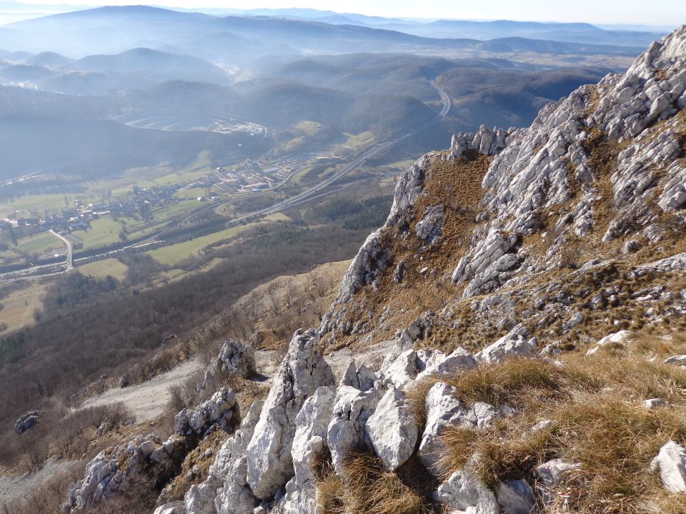 Nanos - lovska, 11.12.2015 - foto povečava