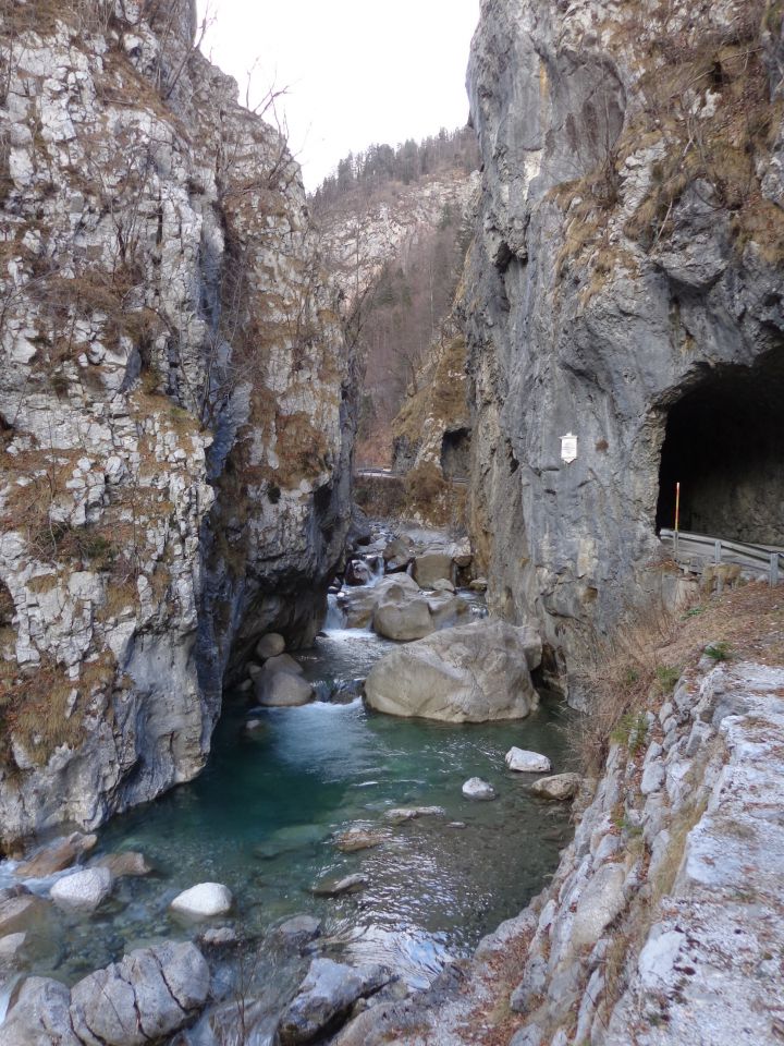 Dovžanova soteska, Kofce, 16.01.2016 - foto povečava