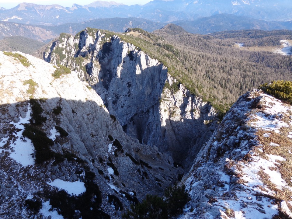 Klek, Debela peč, 04.12.2016 - foto povečava