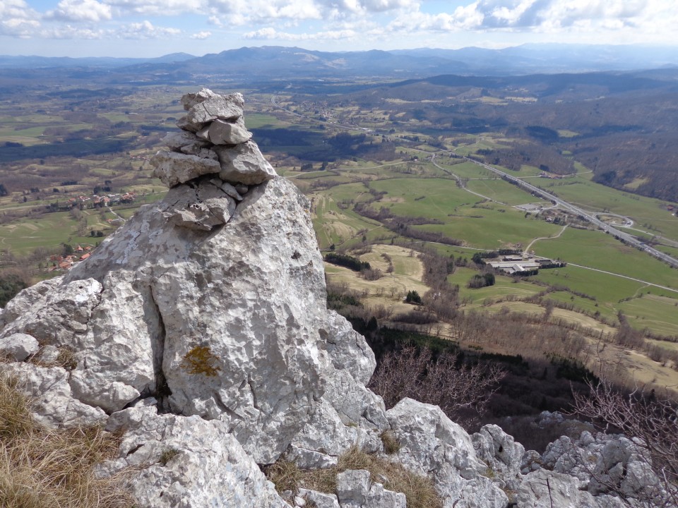 Nanos - po svoje, 02.04.2018 - foto povečava