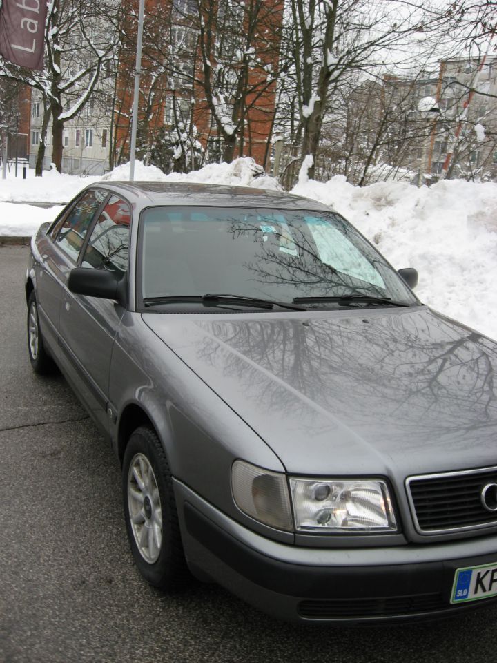 Audi_100 - foto povečava