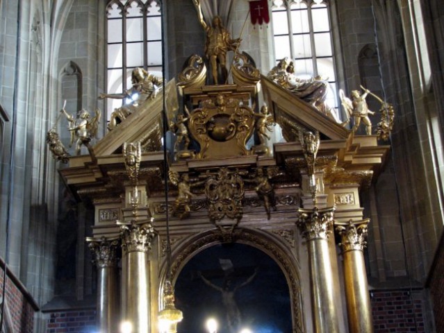 šenkat oltar kjer so se odvijale molitve in ozdravitve