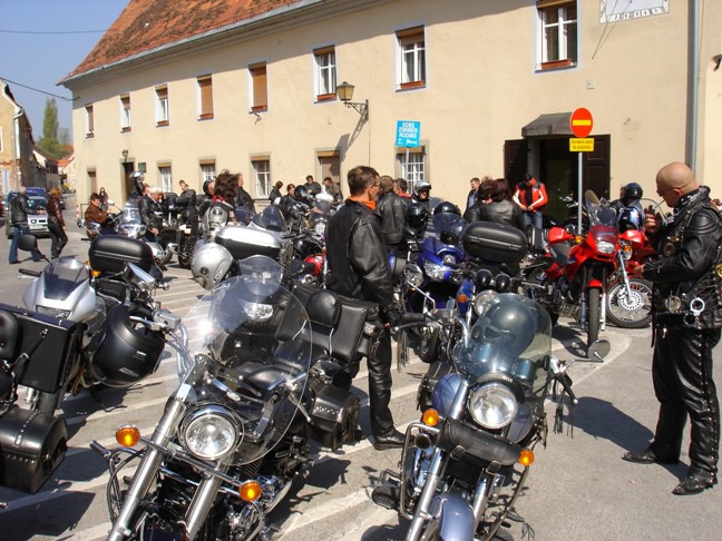 MK Kurent, otvoritvena vožnja - foto povečava