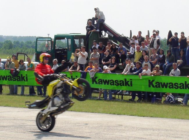 Kawasaki World Stunt Riding Championship Madž - foto povečava