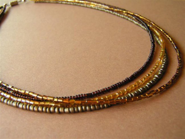 Ogrlice - nakit (necklaces - jewelry) - foto povečava
