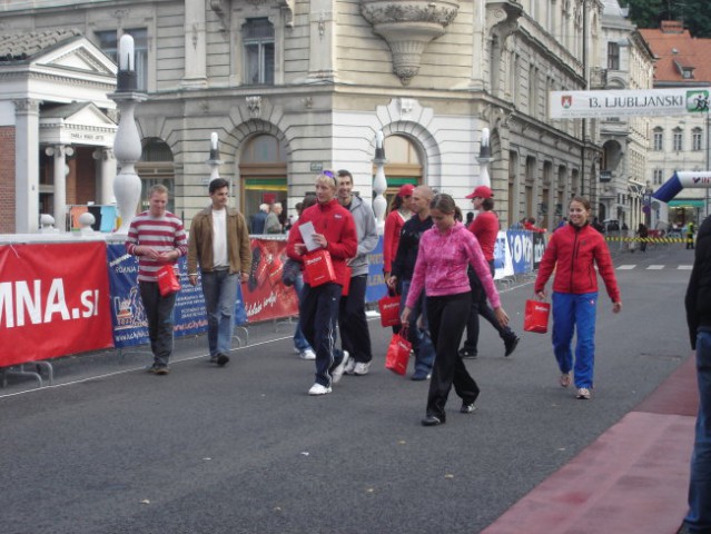 Krempl-one uni-tekač - foto