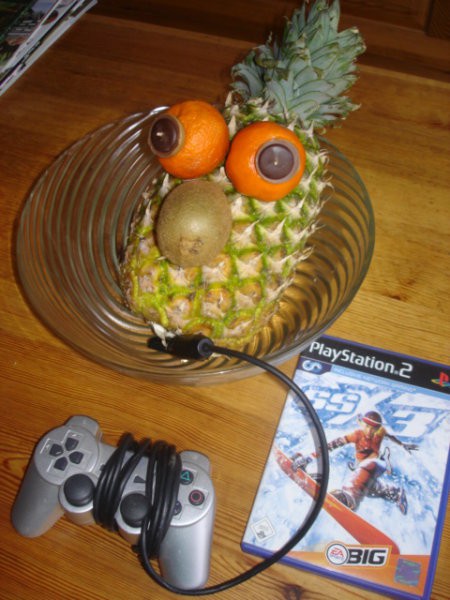 PLAY STATION PLAYED ANANAS
SSX ITAQQQ
