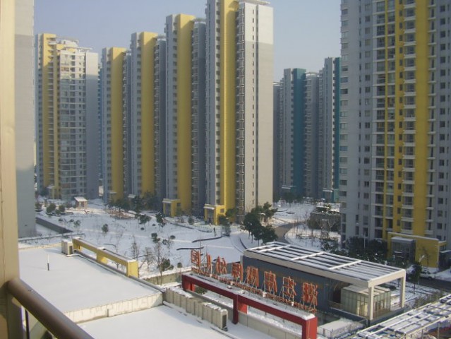 Pogled na novo sosesko-z balkona novega stanovanja