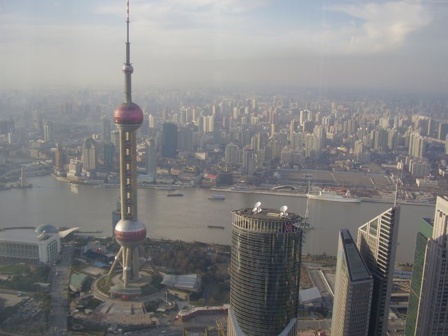 pogled iz stolpa(jin mao) v shanghaiju