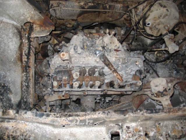 Škoda burned - foto