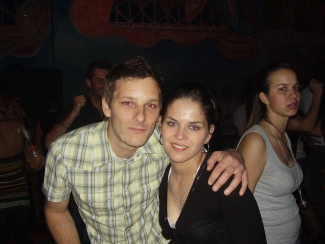 Ambasada gavioli in 1 dan morja - foto povečava
