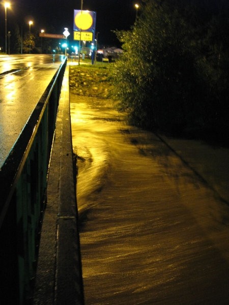 Kamniška Bistrica 18.9.2007 - Poplave - foto povečava