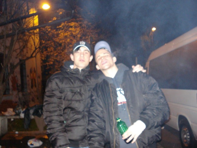 Meta - foto povečava