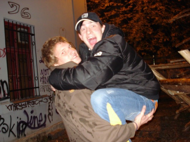 Meta - foto povečava