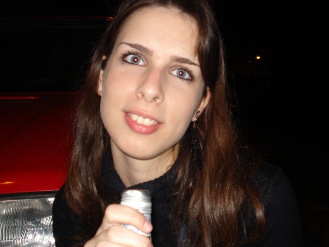 Meta - foto povečava