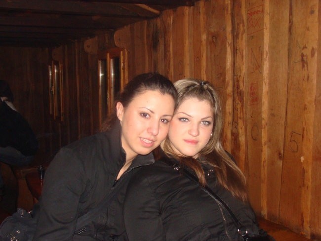 Tilko ropi zadravc nika b-day-->slikce ud ajn - foto povečava