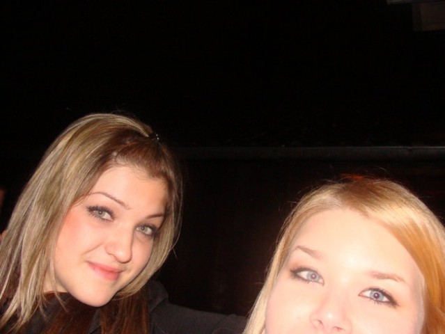 Tilko ropi zadravc nika b-day-->slikce ud ajn - foto