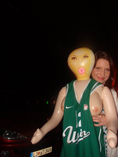 Tilko ropi zadravc nika b-day-->slikce ud ajn - foto