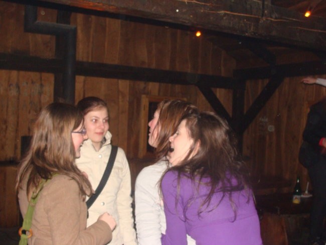 Tilko ropi zadravc nika b-day-->slikce ud ajn - foto povečava