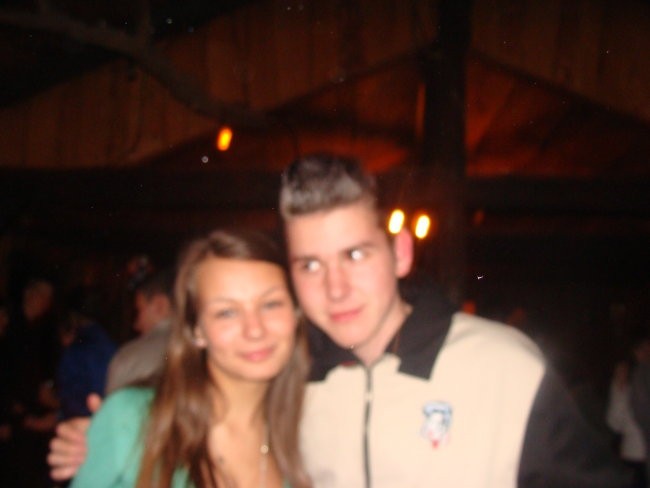 Tilko ropi zadravc nika b-day-->slikce ud ajn - foto povečava