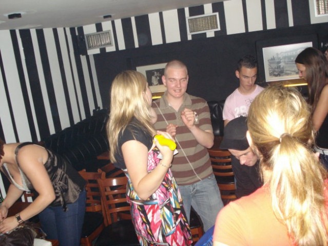 Anjice-18letka - foto