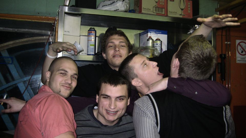 Rojstnodnevno praznovanje: Tiln in Aljoša - foto povečava