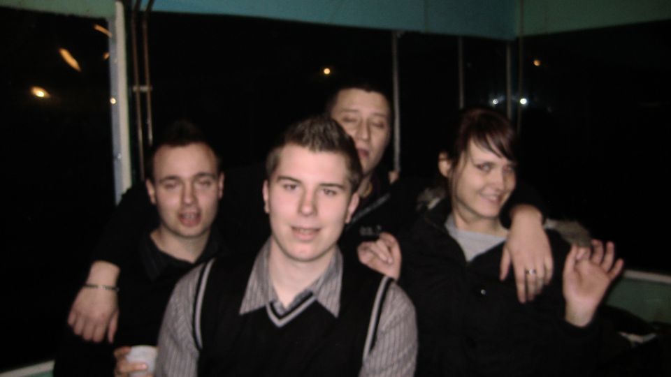 Rojstnodnevno praznovanje: Tiln in Aljoša - foto povečava