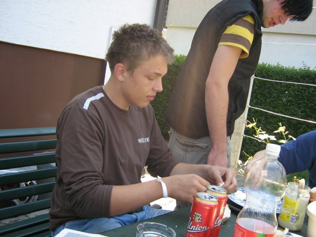Pr Horijaku doma, 27.,28.4.2007 - foto povečava