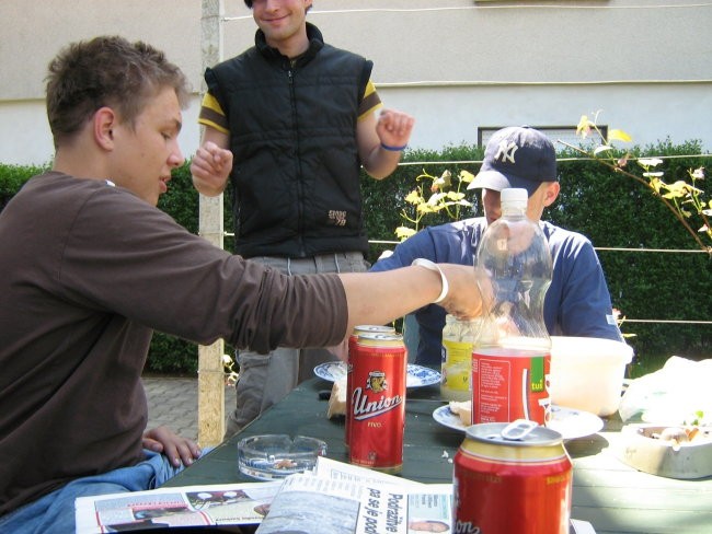 Pr Horijaku doma, 27.,28.4.2007 - foto povečava